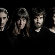 'El hombre almohada'