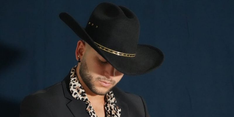 JUAN VÉLEZ